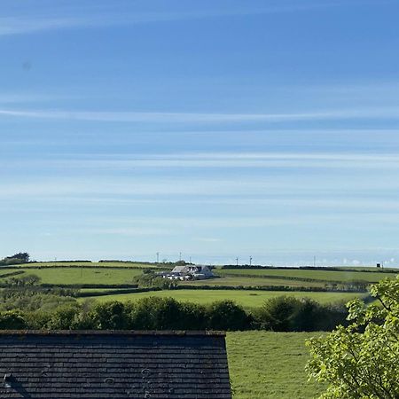 Bryher Уэйдбридж Экстерьер фото